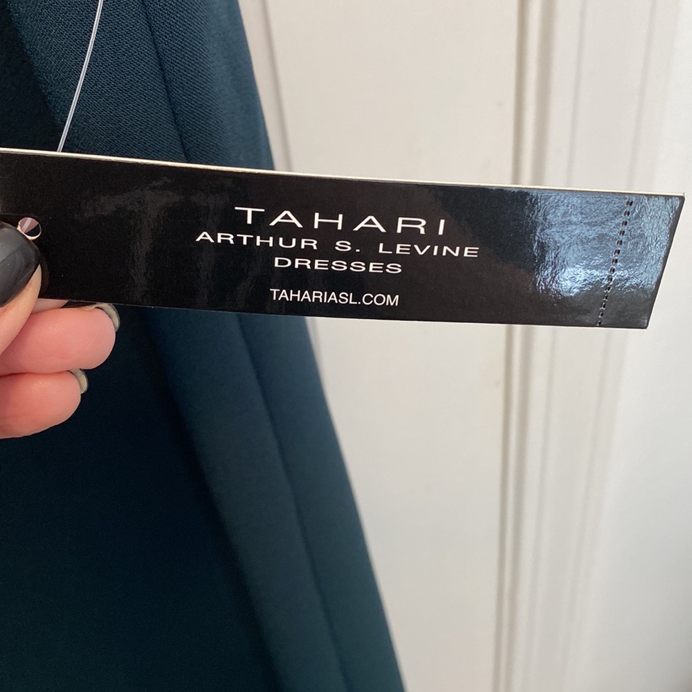 Tahari dark green a-line dress. Size 8. NWT - Picture 5 of 8